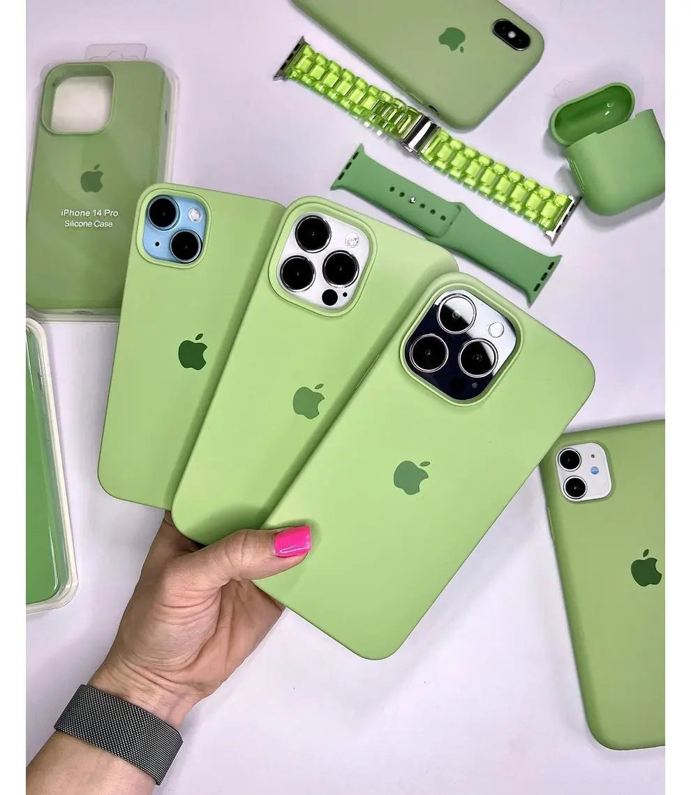 Mint Green iPhone Silicone Case – Soft Slim Protective Cover