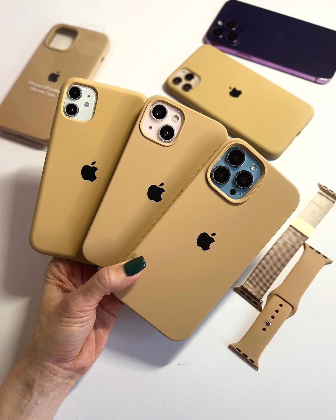 iPhone Silicone Case (Golden)