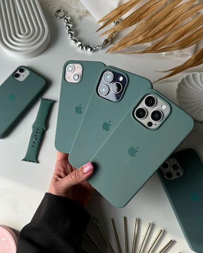 iPhone Silicone Case (Pine Needle Green)