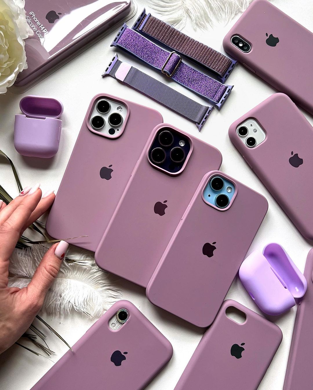 iPhone Silicone Case (Black Currant)