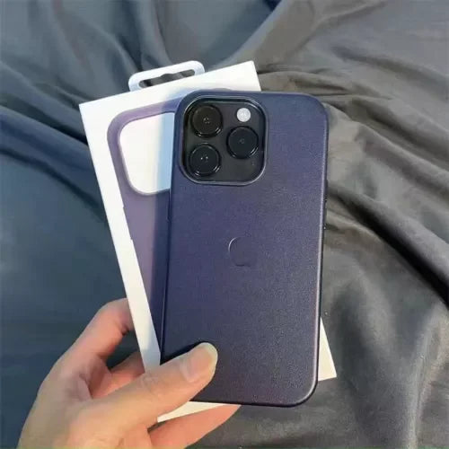 iPhone 15 Series Leather Case with MagSafe