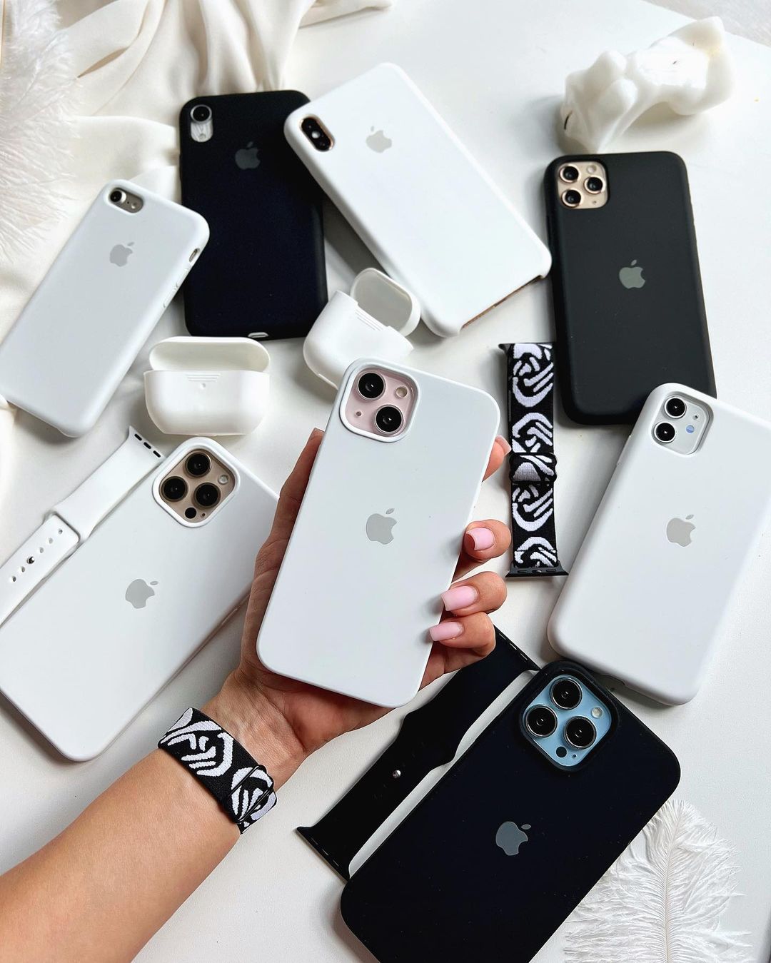 iPhone Silicone Case (White)