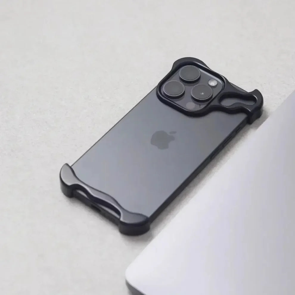 Luxury Aluminum Borderless Bumper Case with Camera Rings